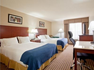 Express And By Ihg Hotel 3*
